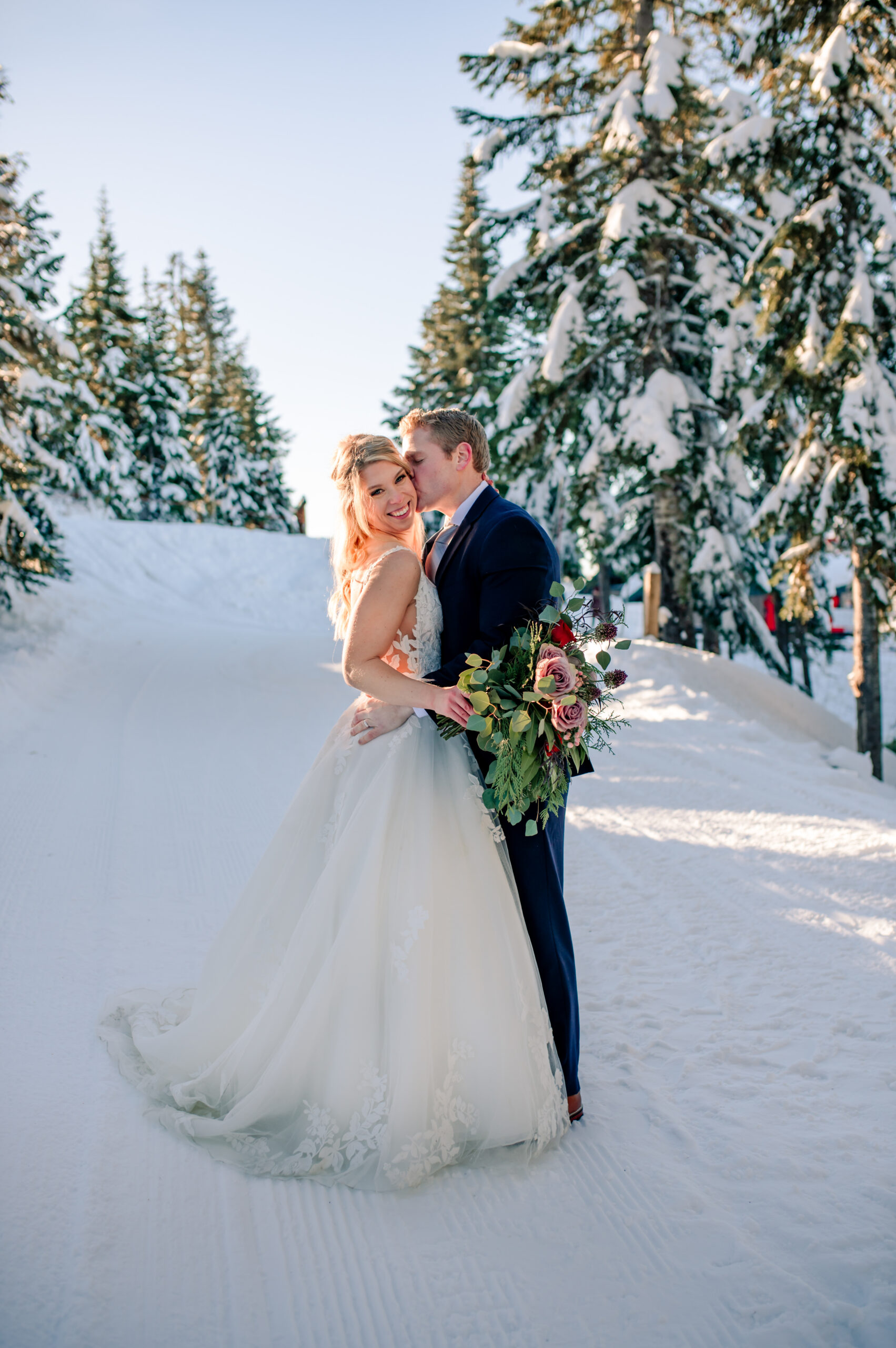 Bride-and-groom-wedding-at-grouse-mountain